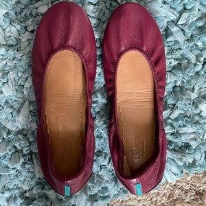 Tieks Burgundy size 9